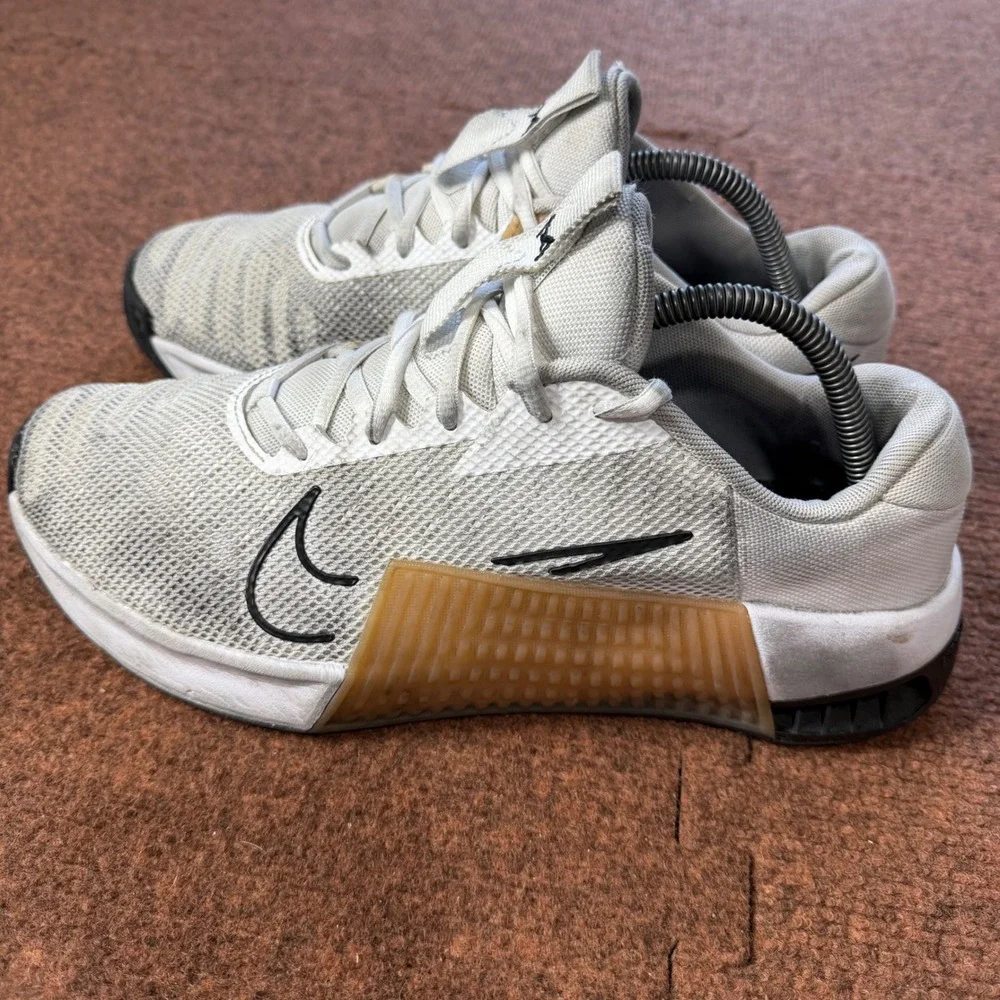 C+ shoes gym Nike Metcon 9 White Gum Mens Training Shoes FQ7148-900 Size 9.5